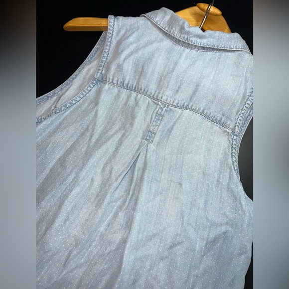 Cloth & Stone For Anthropologie Denim Polka Dot Half Button Up Tank Size M EUC - Picture 7 of 9